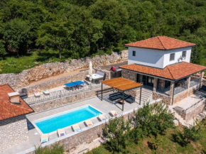 Holiday Home Kal by Interhome